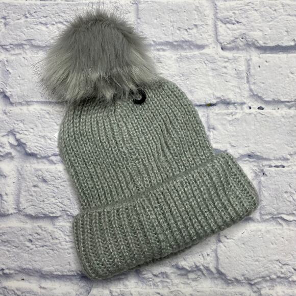 Topshop Ribbed Faux Fur Pom Pom Beanie in Gray - Picture 5 of 5